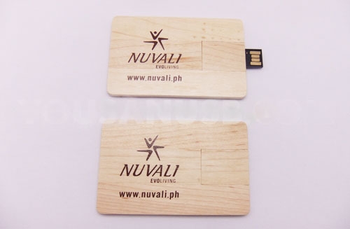 UGV- 38 USB Go the namecard xoay khac logo 