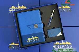 Bộ Quà Tặng (Sổ+ Hộp Namecard+ Bút) Màu Xanh - In Khắc Logo Doanh Nghiệp ONEPASS