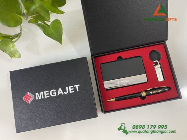 Bộ quà tặng Hộp namecard, Bút ký và USB Khắc logo MEGAJET (2)