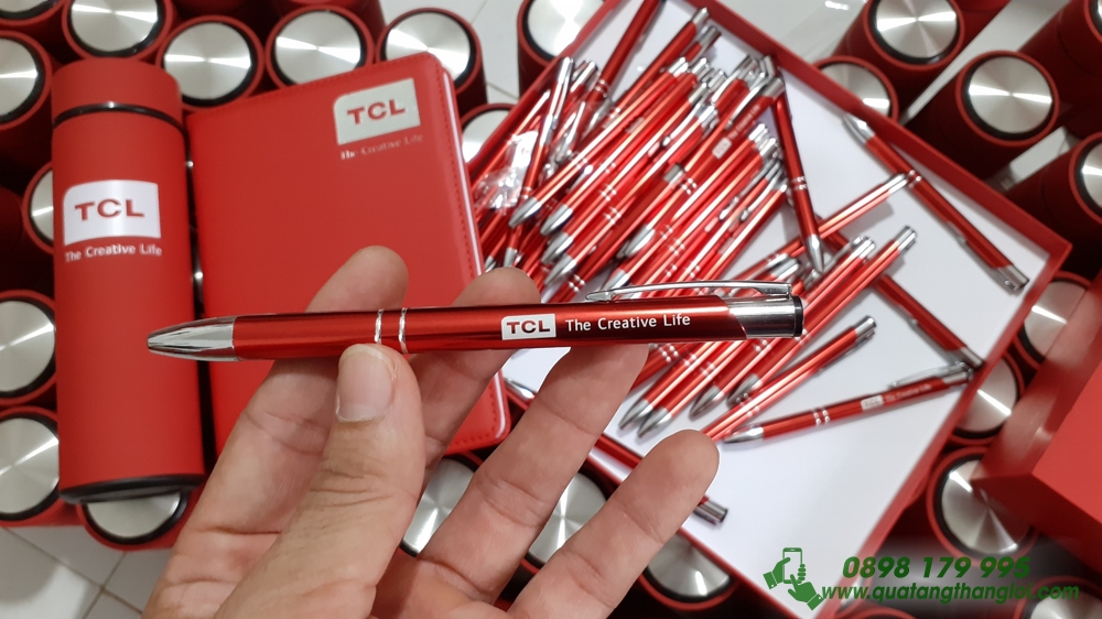 Bút Bi KimBút Bi Kim Loại khac logo doanh nghiep TCL làm quà tặng Loạikhac logo theo yeu cau doanh nghiep
