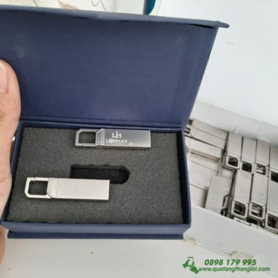 USB Kim Loại móc khóa khắc logo Âm Thanh Audio làm quà tặng khách hàng