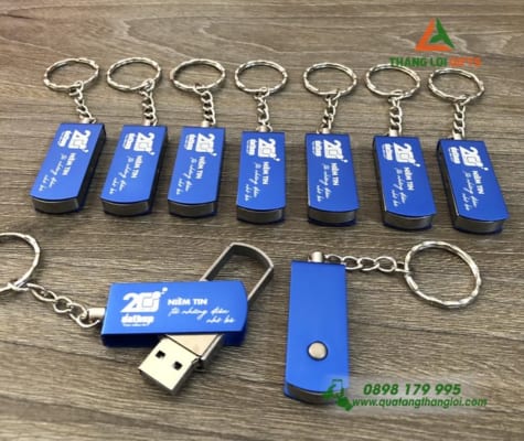 USB 16GB Kim Loai Mau Xanh - Khac Logo Dat Hop (3)