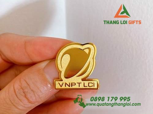Huy hieu cai ao An mon kim loai Xi ma vang - Logo VNPT-CLI