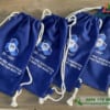 Túi vải dây rút Màu xanh In logo Trường Đại học Bách Khoa TP.HCM (1)