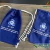 Túi vải dây rút Màu xanh In logo Trường Đại học Bách Khoa TP.HCM (5)