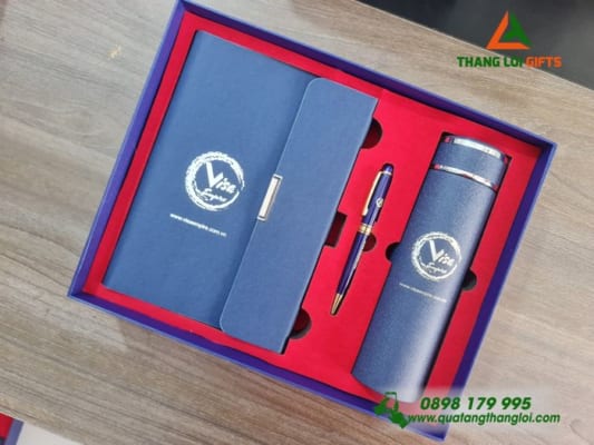 Bộ quà tặng Giftset (Sổ+ Bình+ Bút) - In khắc logo Visa Empire