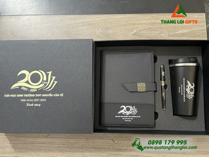 Bộ quà tặng Giftset (Sổ+ Ly+ Bút) - In khắc logo làm quà tặng Tri ân