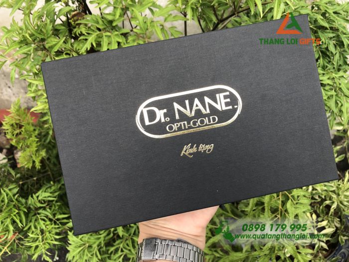 Bộ quà tặng (Hộp đựng namecard - Bút ký) - In khắc logo Dr. Nane