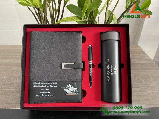 Combo Quà Tặng (Sổ Tay+ Bình Giữ Nhiệt+ Bút Ký) Màu Đen - In Khắc Tên làm Quà Tặng Sếp