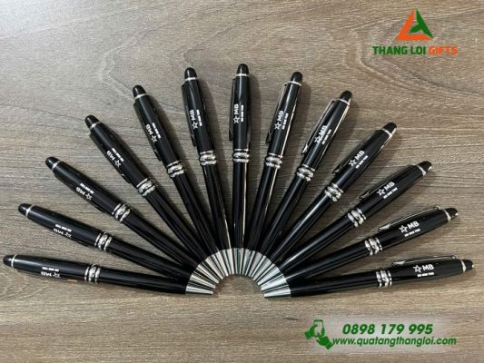 Bút Ký Kim Loại Xoay Màu Đen Khoen Bạc - Khắc Logo Ngân Hàng MB Kon Tum