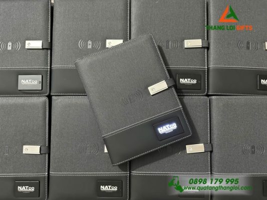 Sổ Tay Đa Năng 8.000mAh Màu Đen - Khắc Logo Doanh Nghiệp NATCO