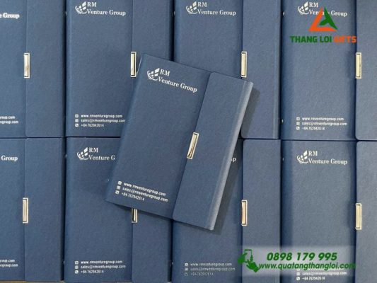 Sổ Tay Bìa Còng Gập 3 Màu Xanh - In Ép Kim Logo RM Venture Group