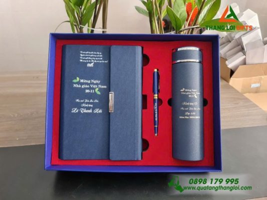 Set Quà Tặng (Sổ+ Bình+ Bút) Màu Xanh - In Khắc Nội Dung Tri Ân Thầy Cô Giáo