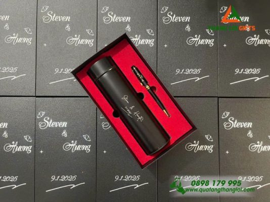 Set Quà Tặng (Bình Giữ Nhiệt & Bút Ký) Màu Đen - Khắc Tên Làm Quà Đám Cưới