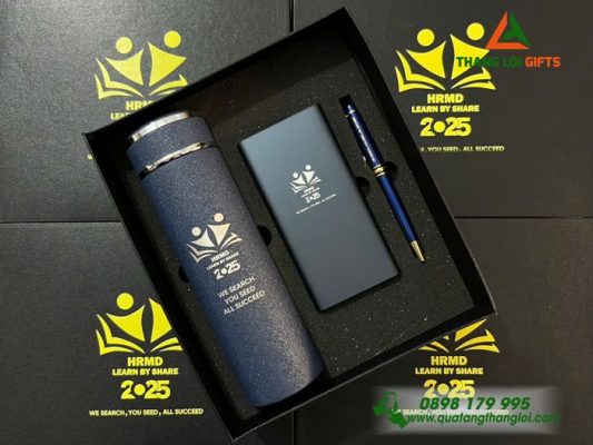 Combo Quà Tặng (Bình+ Pin+ Bút) Màu Xanh - In Khắc Logo HRMD Làm Quà Tặng Nhân Viên