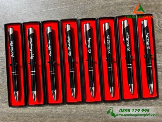 Bút Bi Kim Loại Bấm Màu Đen - Khắc Tên Làm Quà Tặng