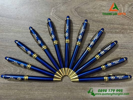 Bút Ký Kim Loại Xoay Màu Xanh Khoen Vàng - Khắc Logo Hội Chữ Thập Đỏ Việt Nam
