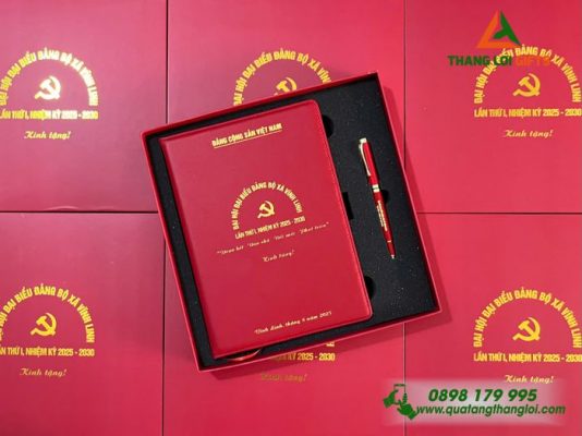 Set Quà Tặng (Sổ Tay Dán Gáy & Bút Ký) Màu Đỏ - In Khắc Logo Đảng Làm Quà Đại Hội Đảng Bộ Xã Vĩnh Linh