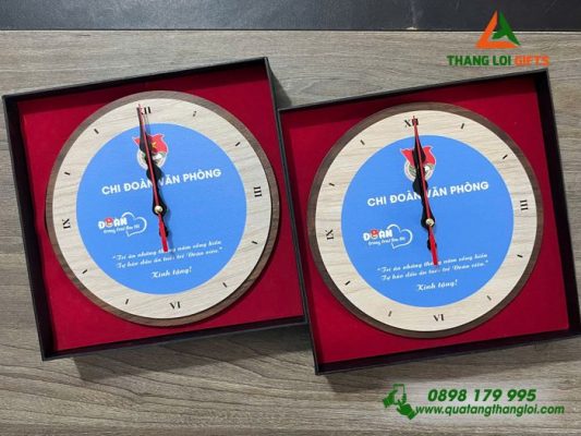 Đồng Hồ Gỗ Tròn Để Bàn - In Khắc Logo Đoàn Thanh Niên Cộng Sản Hồ Chí Minh