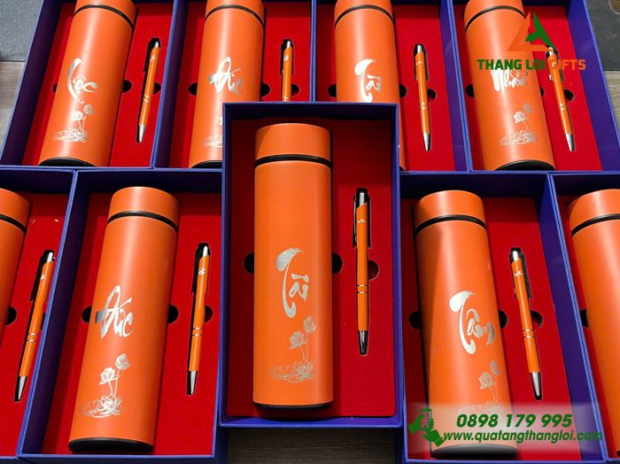 Bo Qua Tang (Binh & But) Mau Cam - In Khac Noi Dung Tri An Thay Co Ngay 20-11 (5)