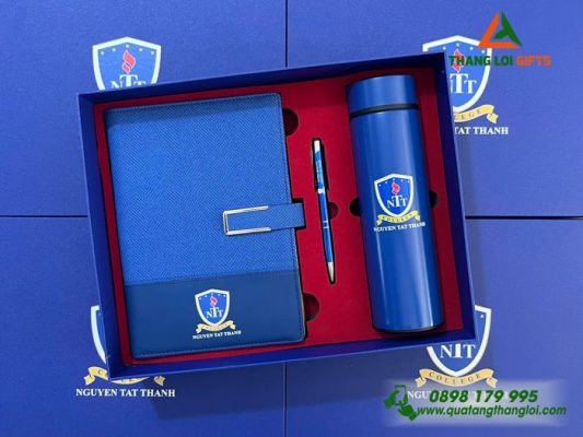 Bộ Quà Tặng (Sổ+ Bình+ Bút) Màu Xanh - In Khắc Logo Trường Đại Học Nguyễn Tất Thành