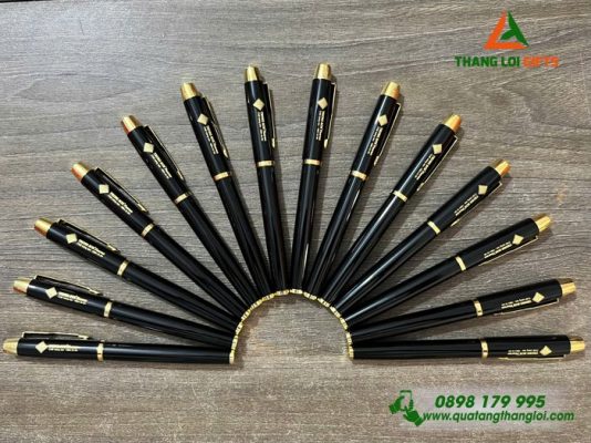 Bút Ký Kim Loại Parker Màu Đen Khoen Vàng - Khắc Logo Doanh Nghiệp Trung Sơn Pharma