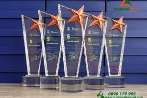 Cúp Pha Lê Cao Cấp - In Logo Kỷ Niệm 15 Năm Doanh Nghiệp BAMBOO