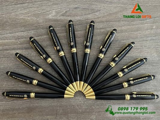 Bút Ký Kim Loại Xoay Màu Đen Khoen Vàng - Khắc Logo Doanh Nghiệp AIR SEA TRANSPORT