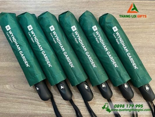 Ô Dù Cầm Tay Gập 3 Màu Xanh Lá - In Logo Doanh Nghiệp WYNDHAM GARDEN