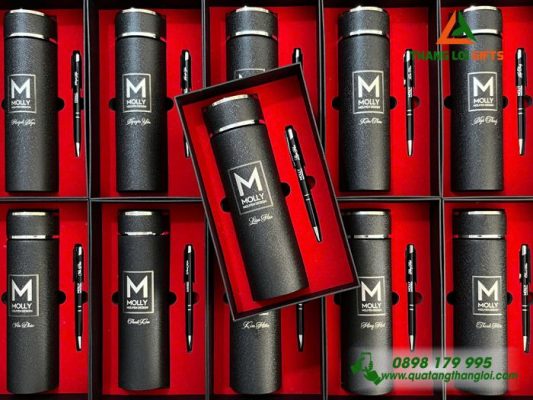 Bộ Quà Tặng (Bình & Bút) Màu Đen - In Khắc Logo Doanh Nghệp MOLLY Nguyen Design