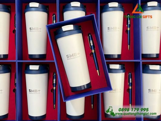 Bộ Quà Tặng (Ly+ Bút) Màu Xanh - In Khắc Doanh Nghiệp SMB+