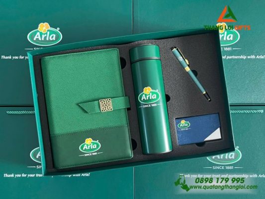 Giftset Cao Cấp (Sổ+ Bình+ Bút+ Namecard) Màu Xanh Lá - In Logo Doanh Nghiệp Arla
