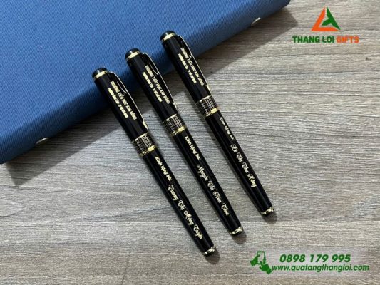 Bút Ký Kim Loại Màu Đen Khoen Vàng - Khắc Tên Trường Tiểu Học Kim Đồng