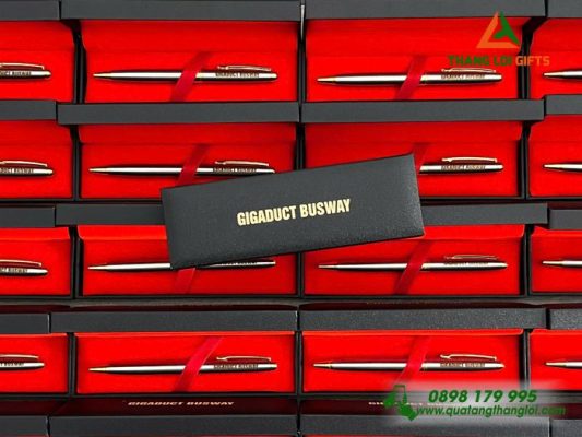 Bút Ký Kim Loại Xoay Màu Inox - Khắc Logo Doanh Nghiệp Gigaduct Busway