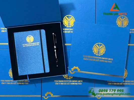 Combo Quà Tặng (Sổ & Bút) In Khắc Logo Doanh Nghiệp Y TECH Làm Quà Tặng Khách Hàng VIP