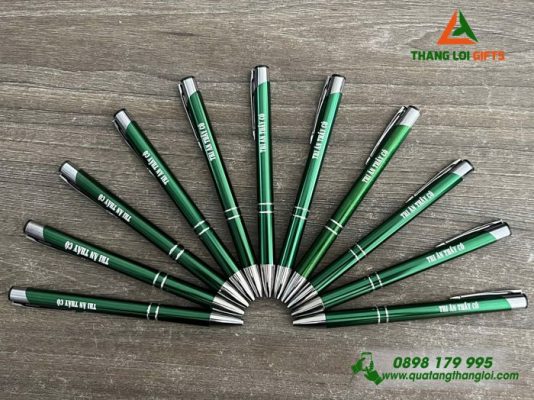 Bút Bi Kim Loại Bấm Màu Xanh Lá Khắc Tên